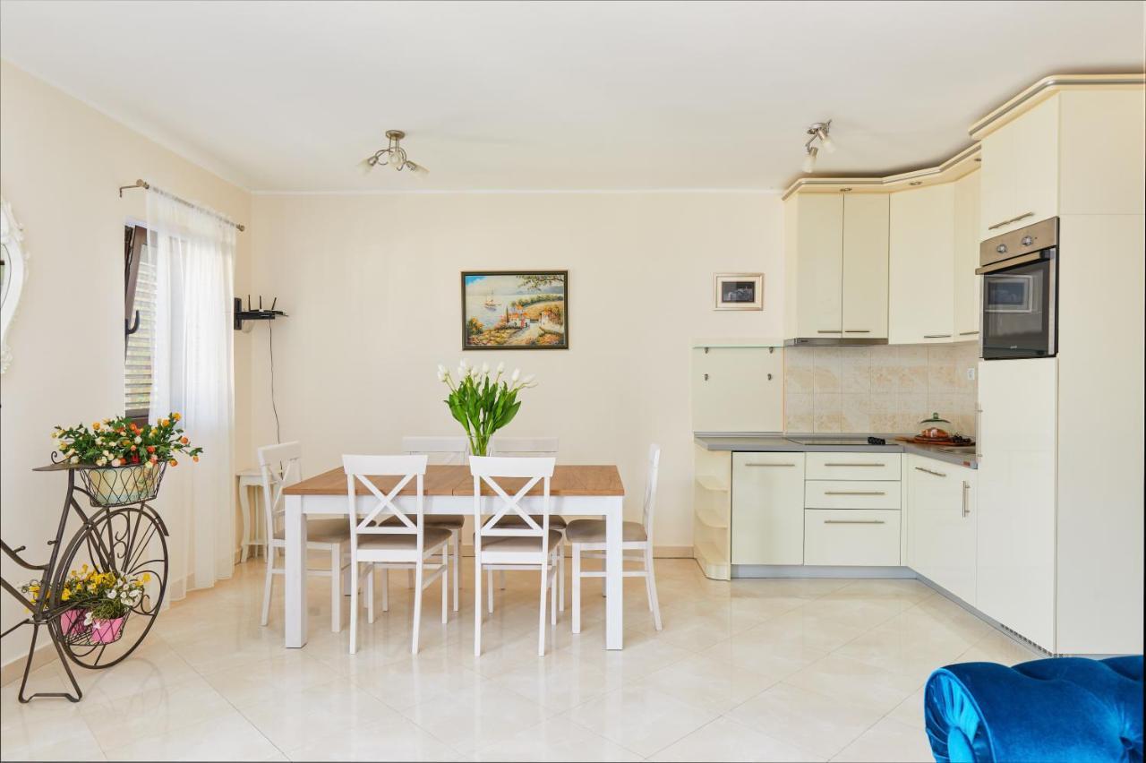 Our Sunset Apartments With Pool And Sea View 科托尔 外观 照片